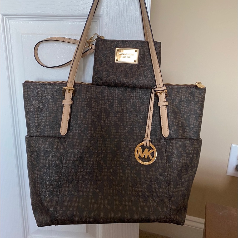 Michael Kors tote